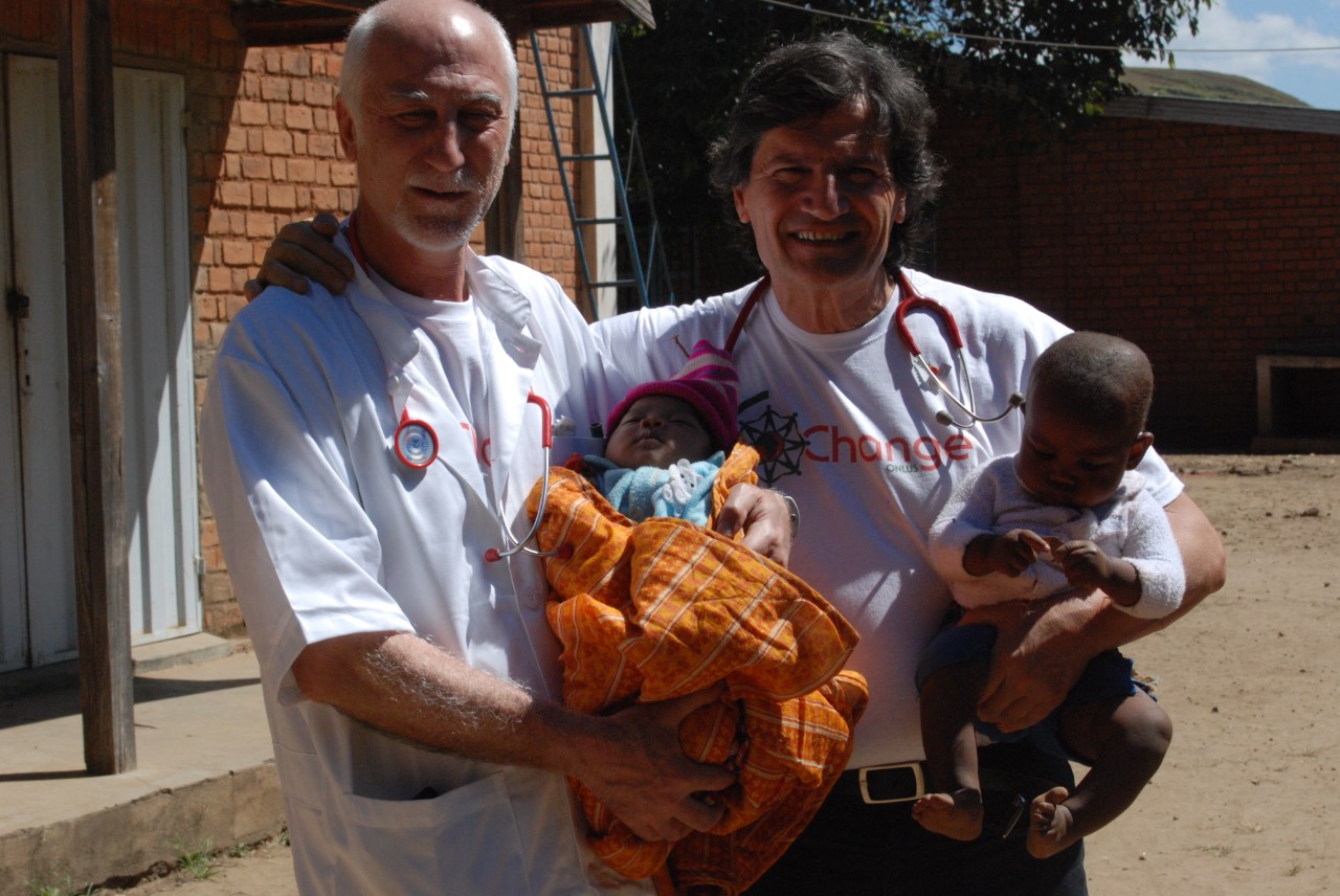 Insieme per i bimbi del Madagascar-Antonio Brienza
