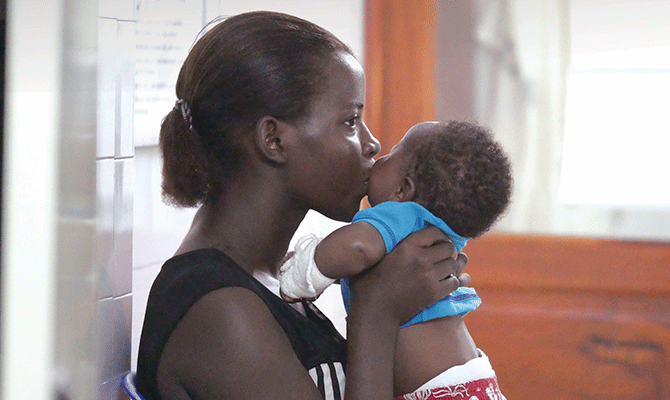 Prima le mamme e i bambini-Medici con l'Africa Cuamm