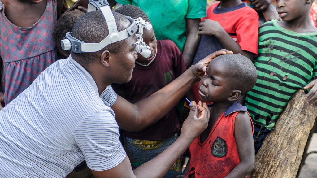 Fermiamo il tracoma per sempre!-Sightsavers Italia Onlus