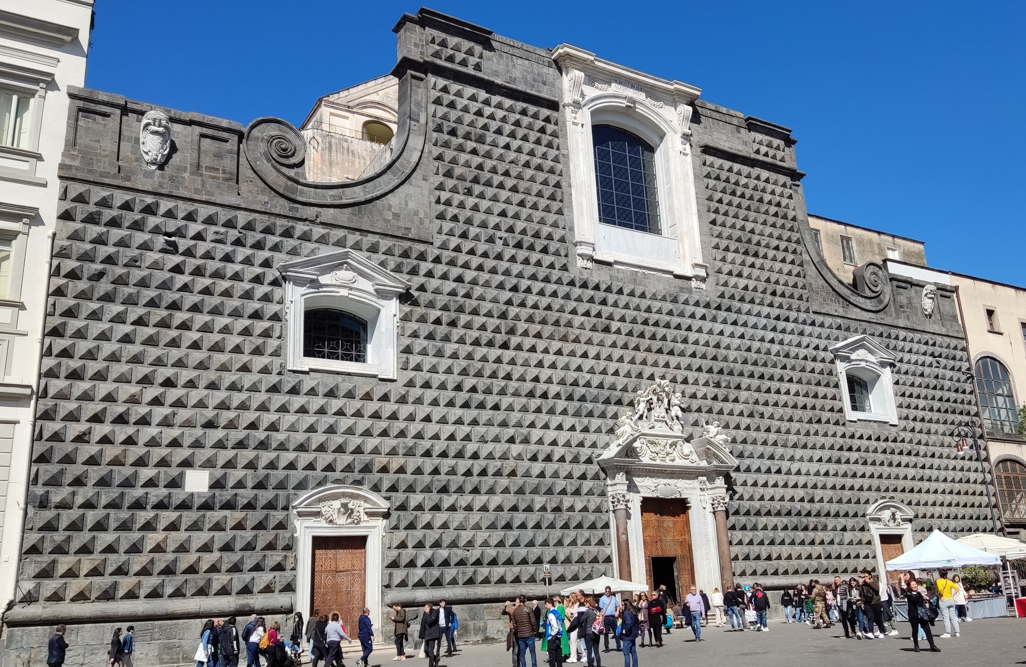 Manutenzione oratorio S Giuseppe Moscati-Gesù Nuovo Napoli