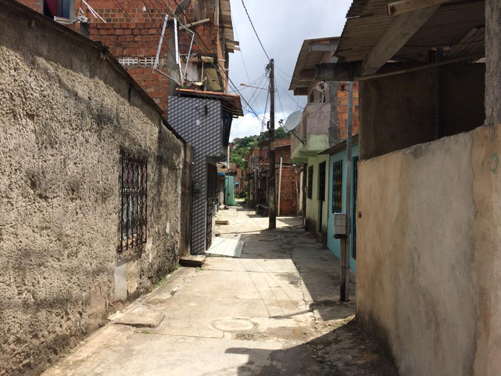 Il campetto nella Favela a Bahia-SIC 