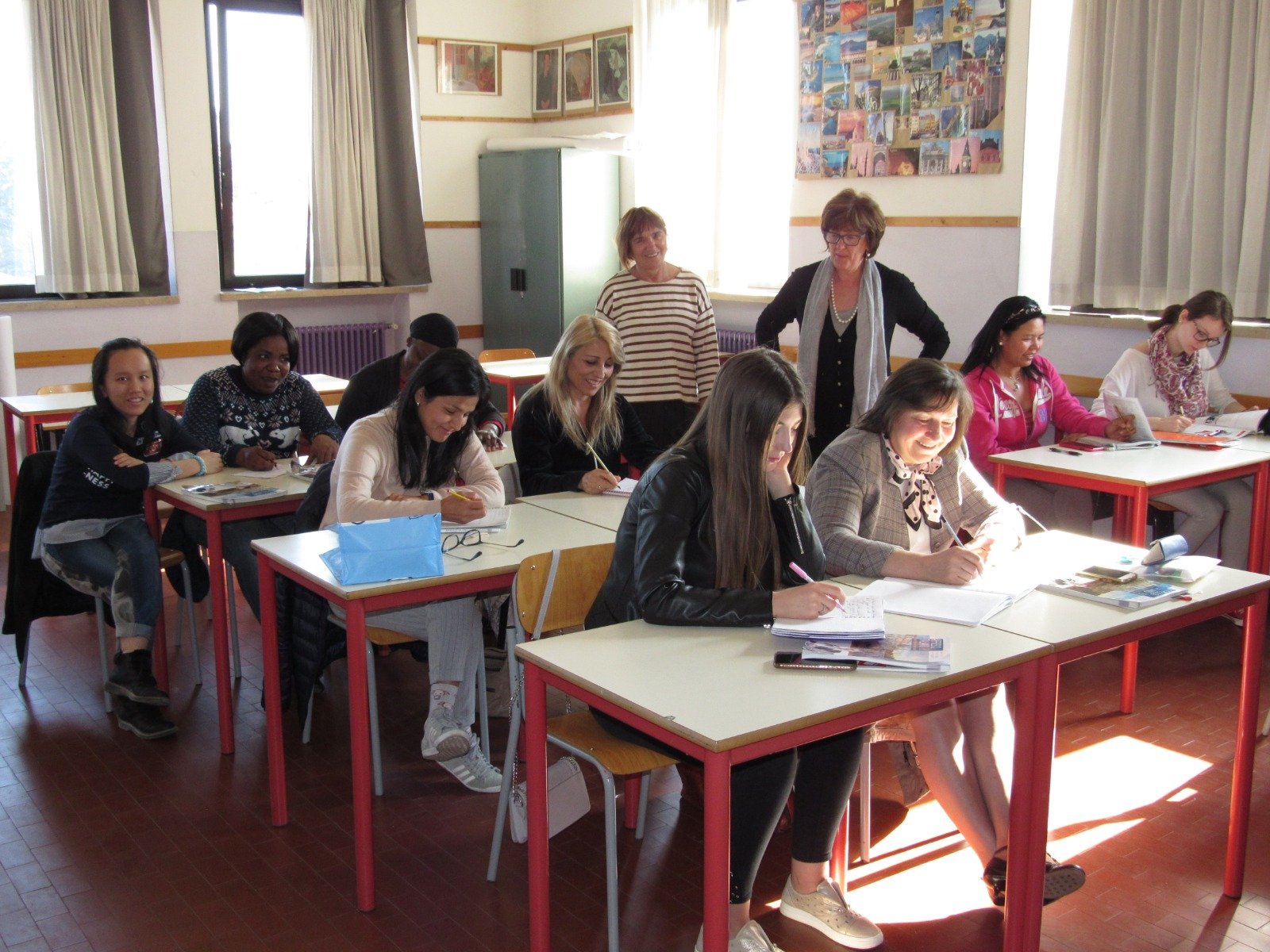 Donne a scuola: l'italiano non è un tabù-A.S.A. ODV