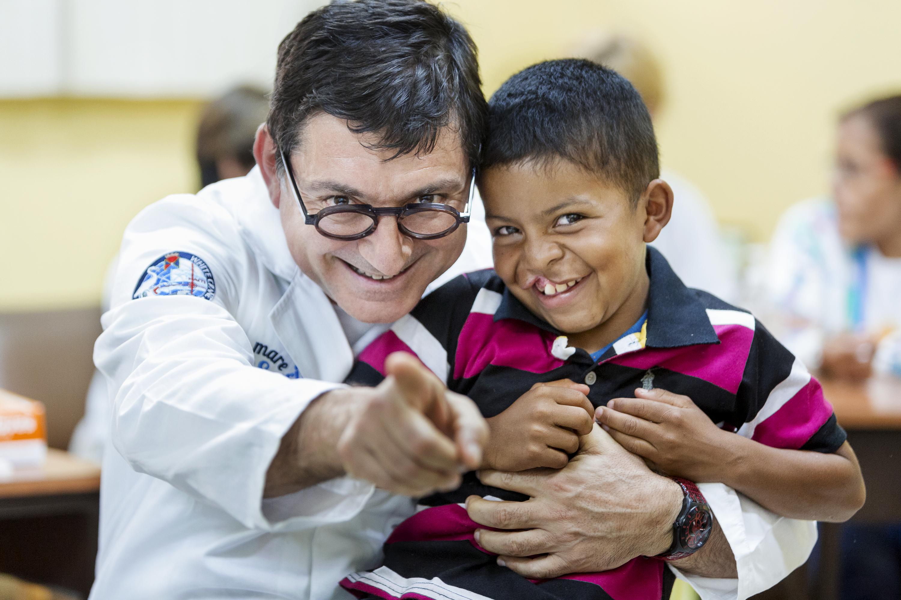 20 NUOVI SORRISI PER L’HONDURAS-Fondazione Operation Smile Italia Onlus