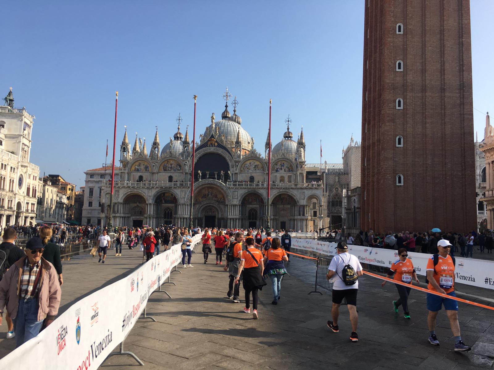 #oggicorroperAIRC Venice Marathon 2023-Fondazione AIRC 