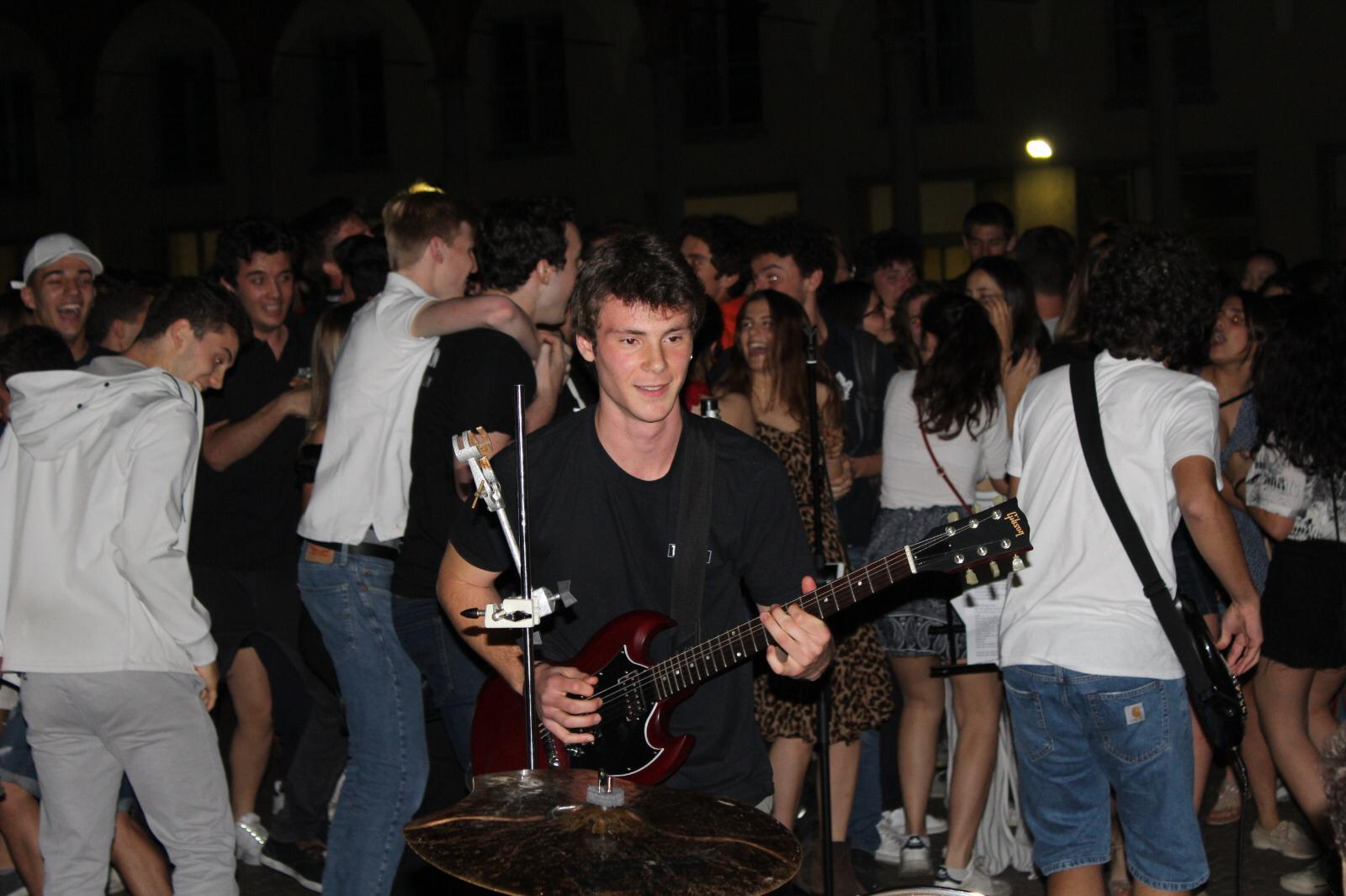 Creazione sala prove per i ragazzi-Oratorio del Gentilino